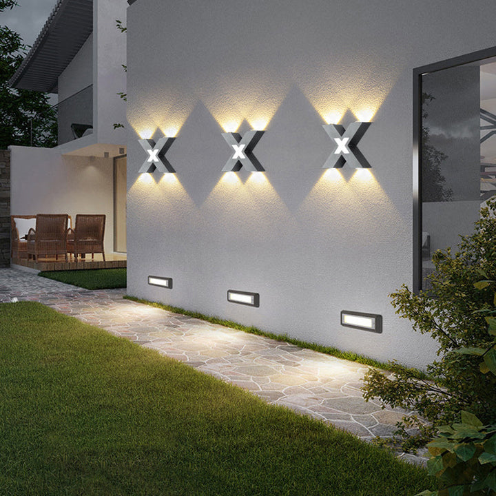 Moderne Waterproof X-förmige LED-Wandleuchte mit 4 Lichtern für Außen