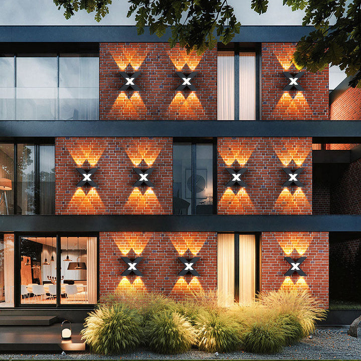 Moderne Waterproof X-förmige LED-Wandleuchte mit 4 Lichtern für Außen