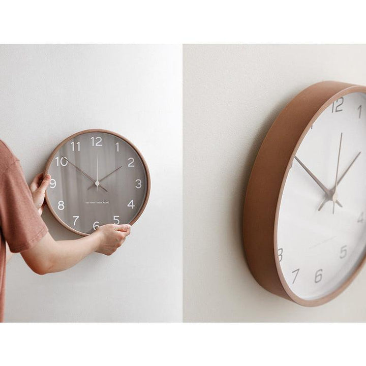 Analoge Wanddekoration – Hölzerne Uhr für Zuhause