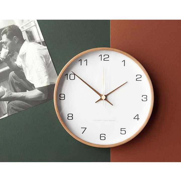 Analoge Wanddekoration – Hölzerne Uhr für Zuhause