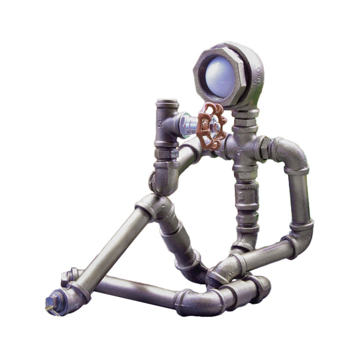 LightCraft – Industrielles Nachttischlicht „Pipe Man“ aus Eisen