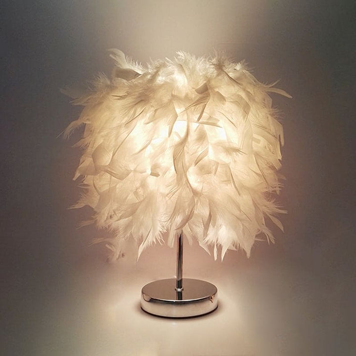 FeatherGlow – Feder Weite Kugelförmige Tischlampe