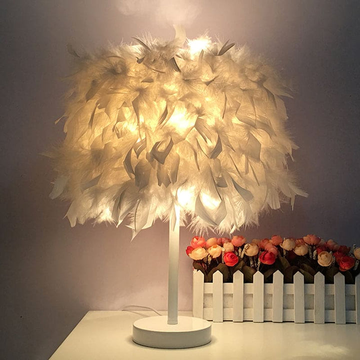 FeatherGlow – Feder Weite Kugelförmige Tischlampe