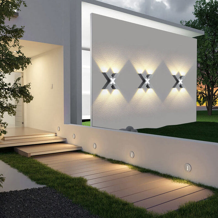 Moderne Waterproof X-förmige LED-Wandleuchte mit 4 Lichtern für Außen