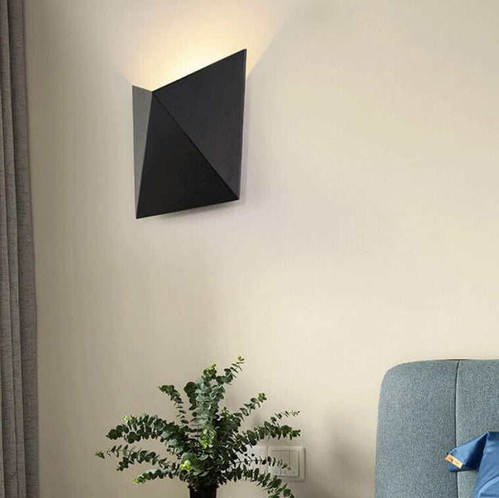 EcoLume – Moderne minimalistische Origami-LED-Wandleuchte mit 1 Licht