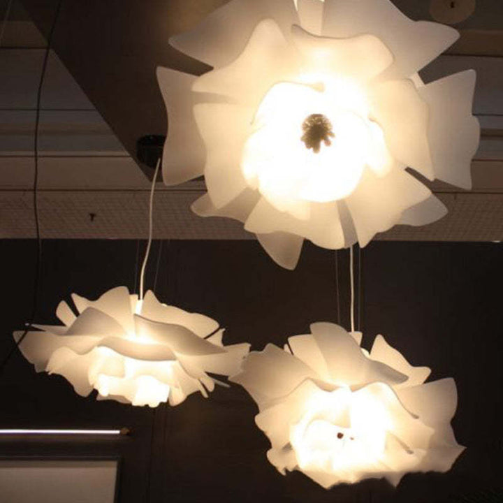 Bella - Moderne Design Hängelampe Blume Weiß Metall für Wohnzimmer und Schlafzimmer