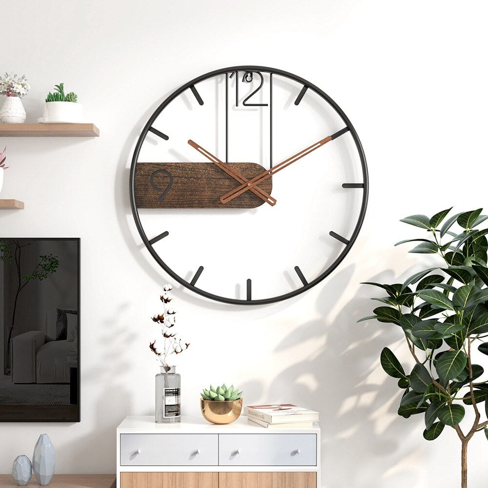 Elegant – Wanduhr aus Stahl und Walnuss
