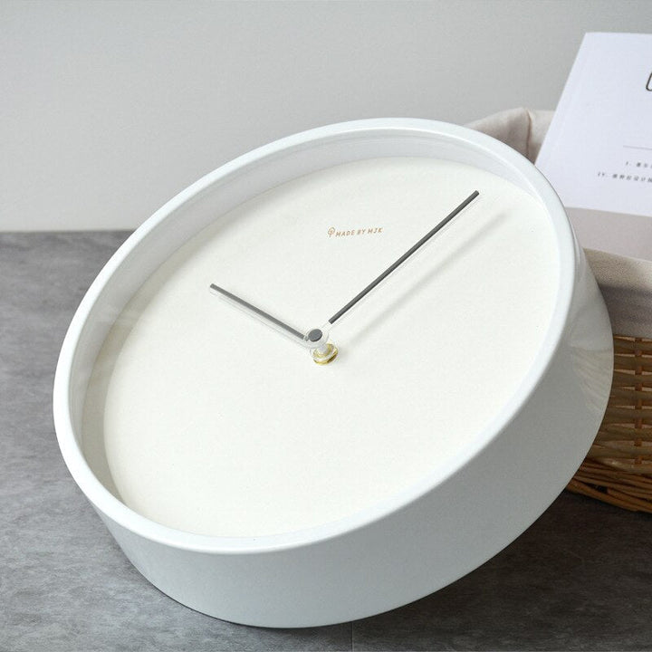Nordische Minimalistische Wanduhr - Stilvolle Zeitansicht für jedes Interieur