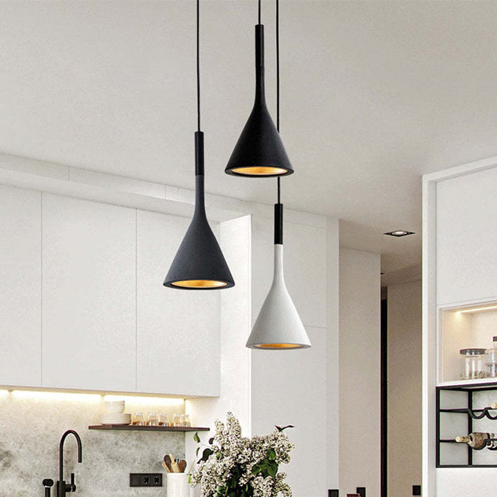 Moderne Dreieckige Hängelampen von Morandi
