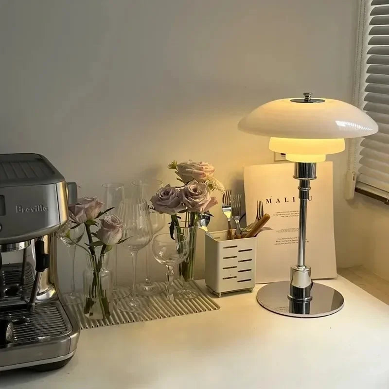 CelestialGlimmer – Skandinavische Schlichte Tischlampe Aus Glas