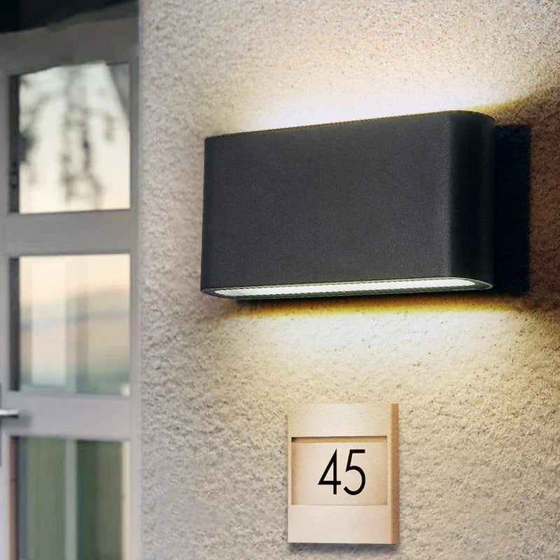ModernEra – Wasserdichte LED-Wandleuchte