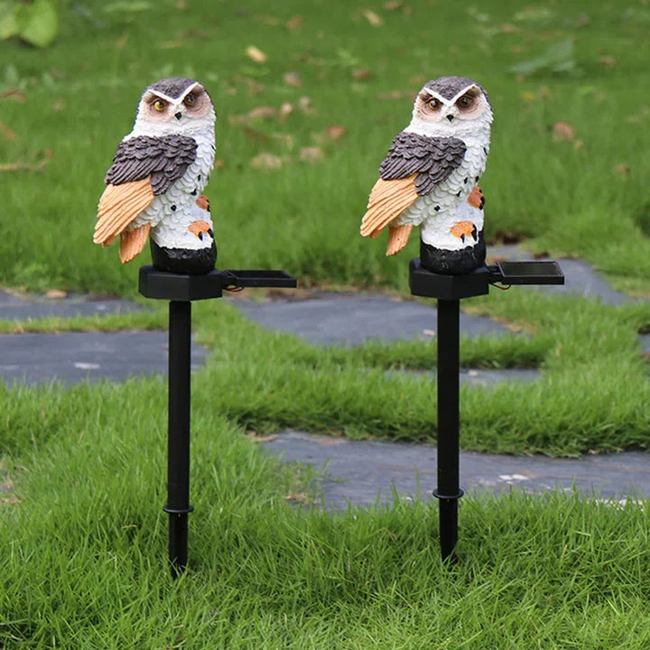 Owlight - Solar-Gartenlampe mit dekorativem Pfahl