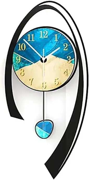 Geometrisches Gold – große 3D-Wanduhr