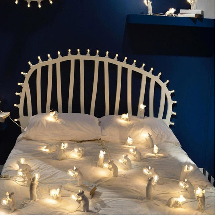 Cheeky Mouse – Kreative und einzigartige Tisch- oder Schranklampe