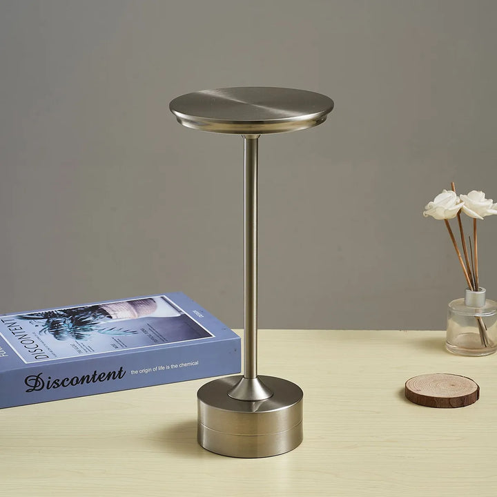 Glow Style – Moderne Tischlampe mit Touch-Steuerung
