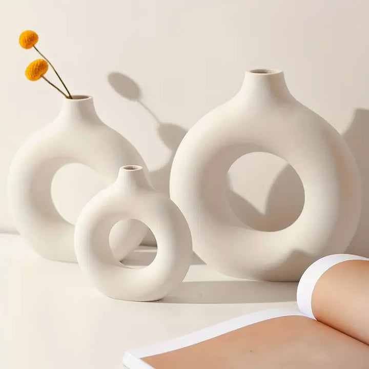 ZenGlas - Elegante Vase für ein ruhiges Interieur