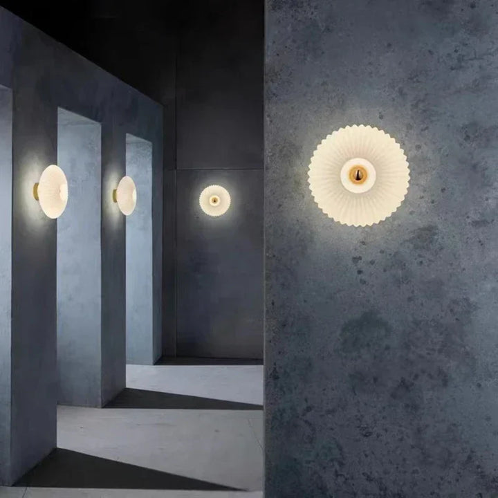 NimbusFlux - Glas Wandlampe mit Golvend Licht