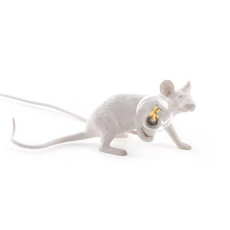 Cheeky Mouse – Kreative und einzigartige Tisch- oder Schranklampe
