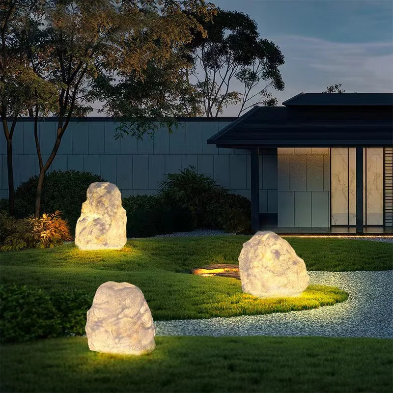 Stonelight - Gartenlampe in Steinform