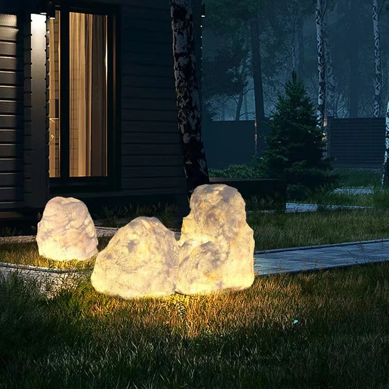Stonelight - Gartenlampe in Steinform